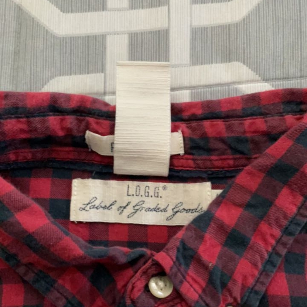 Flannel - Picture 2 of 5